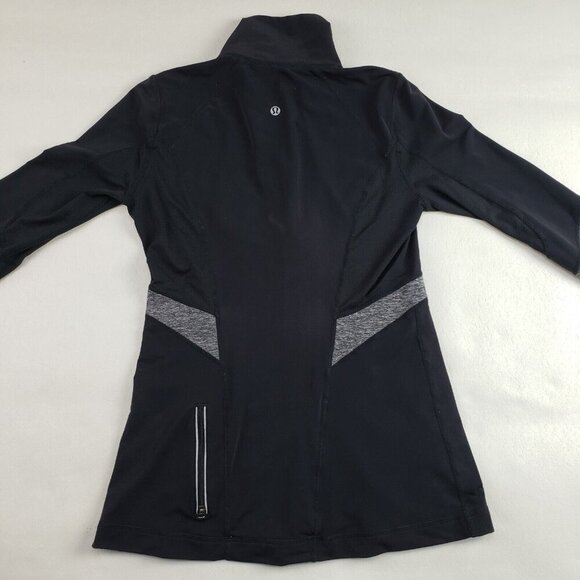 Lululemon Run Distance Pullover Womens 6 Black Long Sleeve Reflective Active Top - Picture 7 of 13
